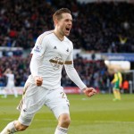 → January transfer window signing Gylfi Sigurdsson scored five goals and assisted a further seven in just 18 appearances for Swansea City. What was his bargain starting price?