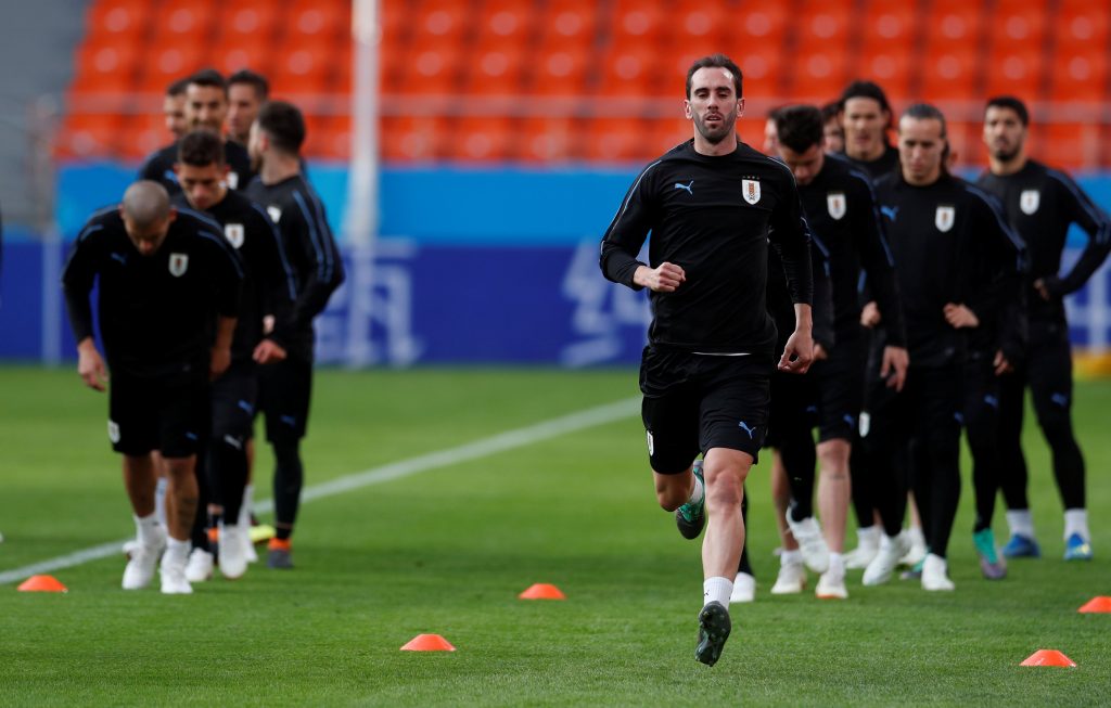 Fantasy managers back Godin as Salah benched