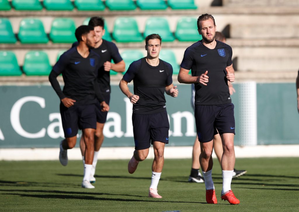 Which FPL players are on international duty and when?