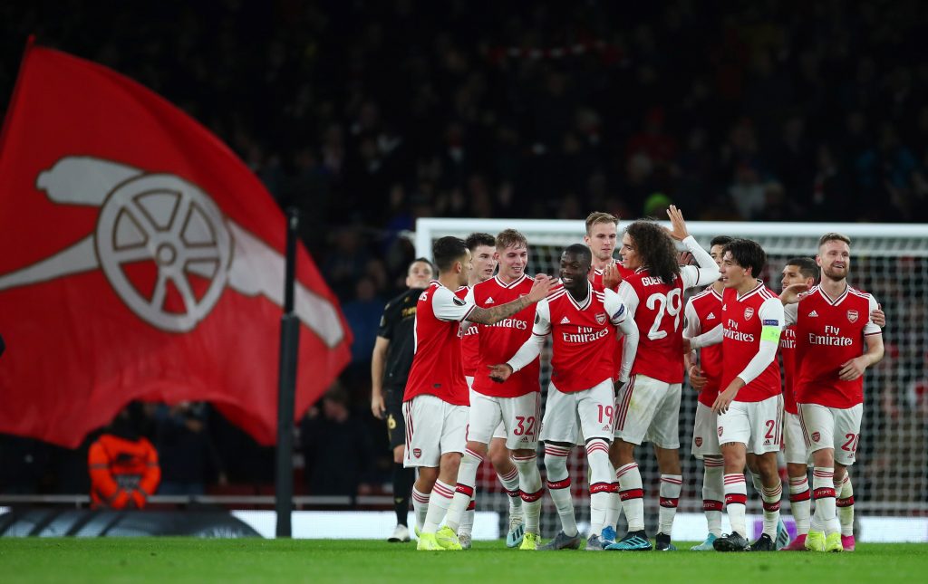 Pépé finally delivers as Martial returns for dour Man United win