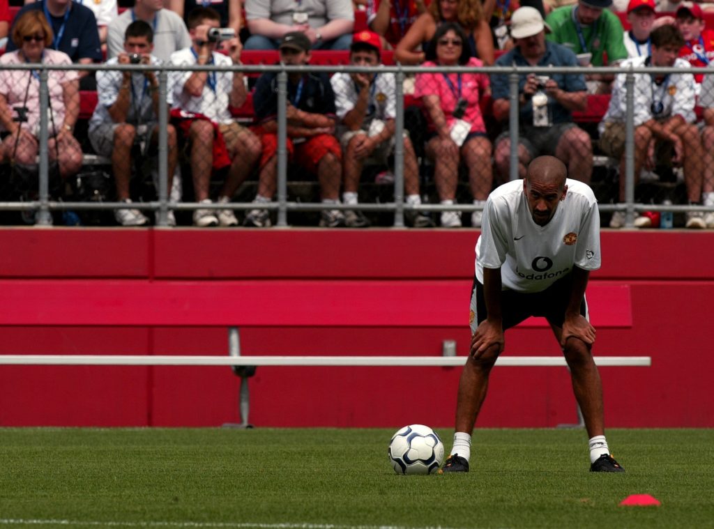 Veron injured as United prepare to face Liverpool in ChampManFPL