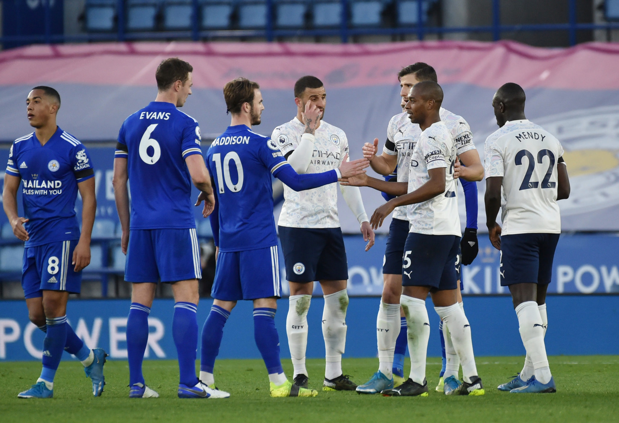 Ман сити реал мадрид. Реал ман сити 3:1. Кевин де брюйне манчестер сити. Ман сити лч 2023. Холланд футболист ман сити.