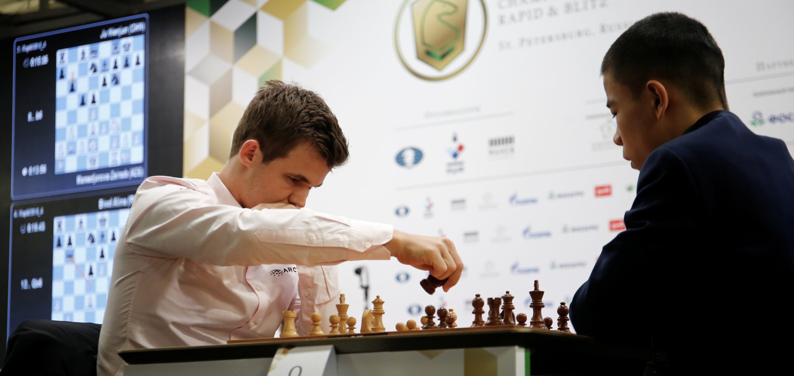 Chess champion Magnus Carlsen moves to top of world fantasy football  rankings, Magnus Carlsen