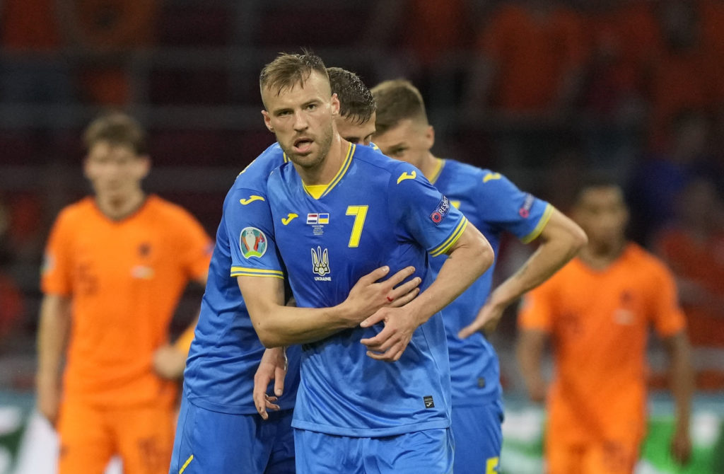 Yarmolenko and Zinchenko in midfield as Ukraine face North Macedonia