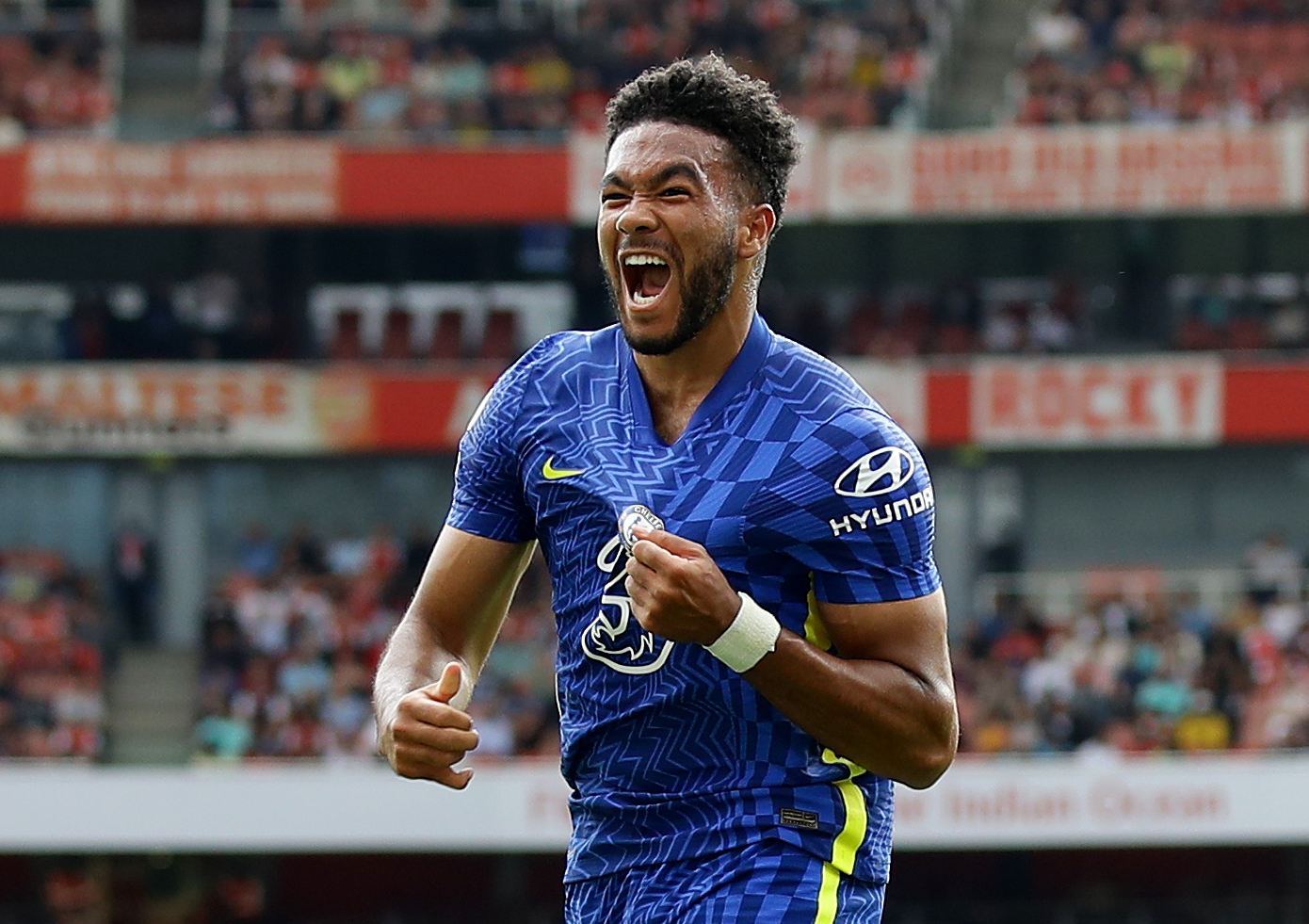 Chelsea and Man Utd set for Double Gameweek 34