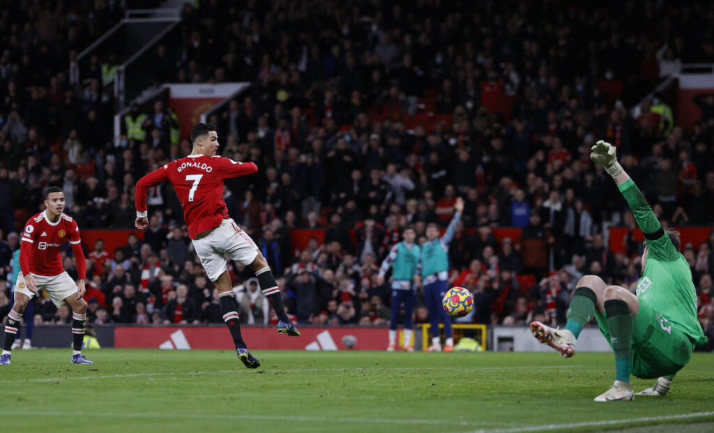 Ronaldo delivers but defensive issues remain at Man Utd