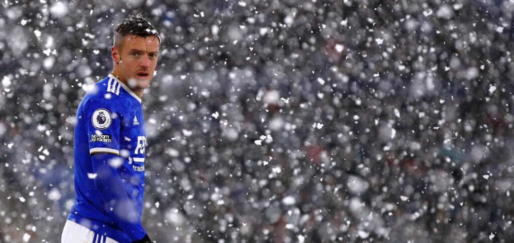 Yin and Yang Strategies in FPL