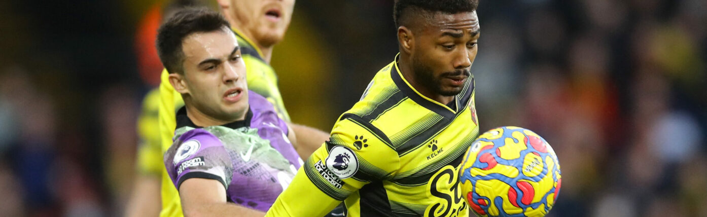 Foden and Gallagher uncertainty as Ranieri explains early Dennis substitution 2