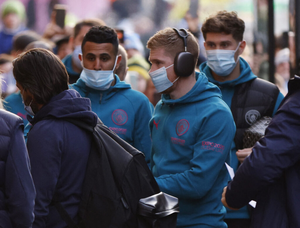 Norwich v Man City team news: De Bruyne, Laporte and Cancelo all benched