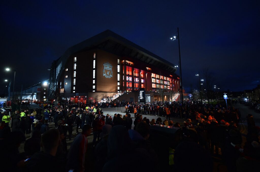 Liverpool v Arsenal team news: Gakpo in for Darwin