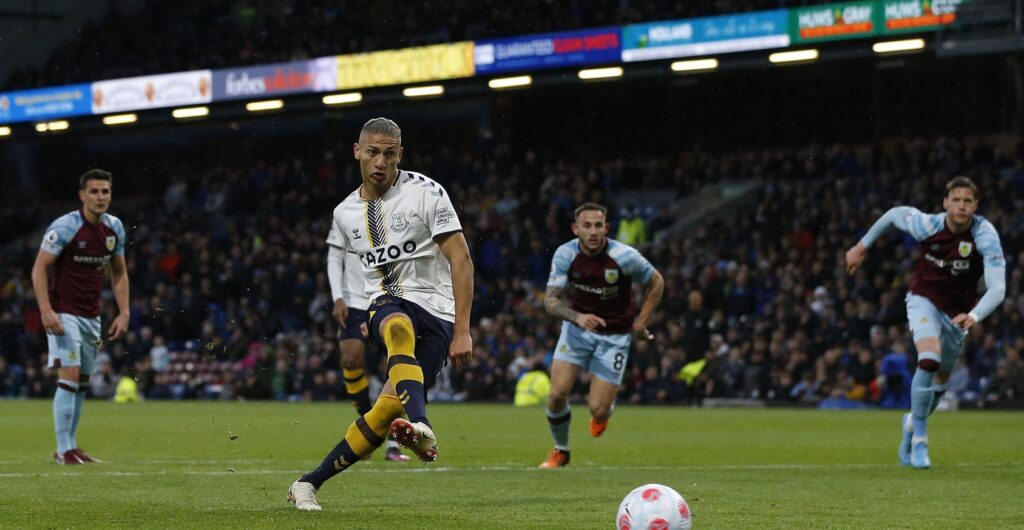 Richarlison on pens, Weghorst’s poor stats, Everton’s tough run: FPL notes