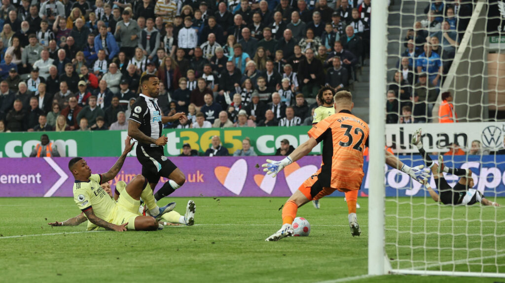 Wood injury latest as Arsenal concede advantage to Spurs in top-four race