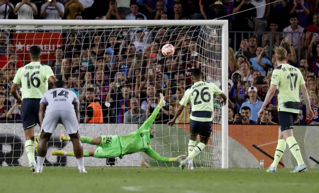 FPL notes: Mahrez takes City pen, EFL Cup round-up