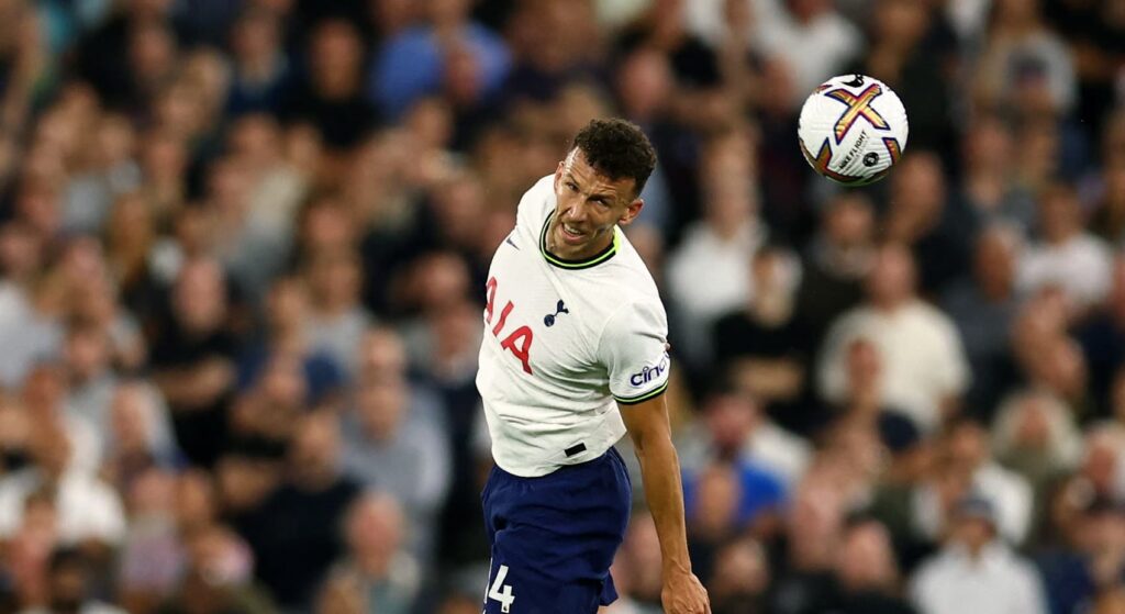 3pm team news: Perisic and Kulusevski benched, James returns