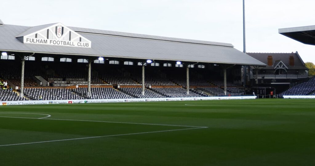 Fulham v Everton team news: Patterson back on bench