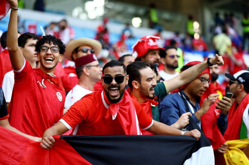 Tunisia v Australia team news: One change apiece