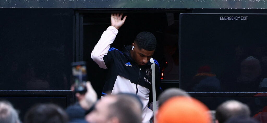 Man Utd v Everton team news: Malacia in for Shaw