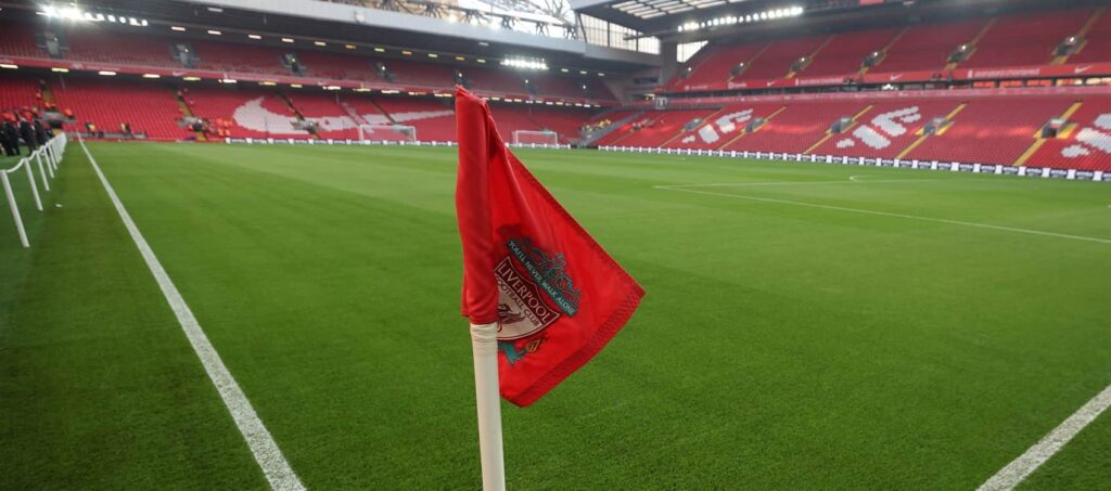 Liverpool v Chelsea team news: Darwin and Alexander-Arnold subs