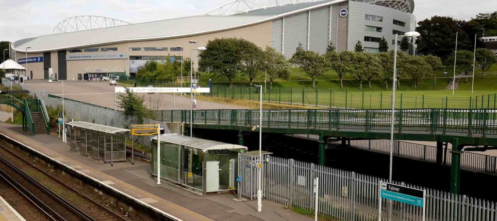 Brighton v Palace stays in Double Gameweek 27