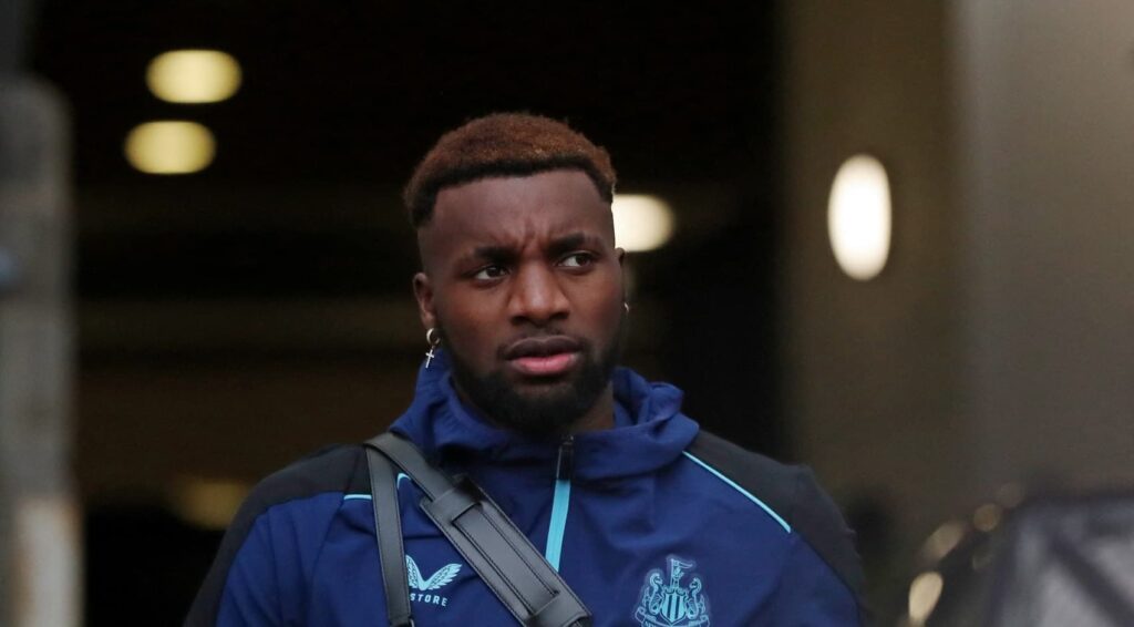 Newcastle v West Ham team news: Saint-Maximin starts, Gordon a sub