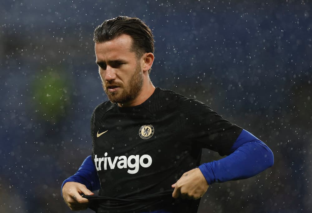 3pm team news: Chilwell benched, Isak starts