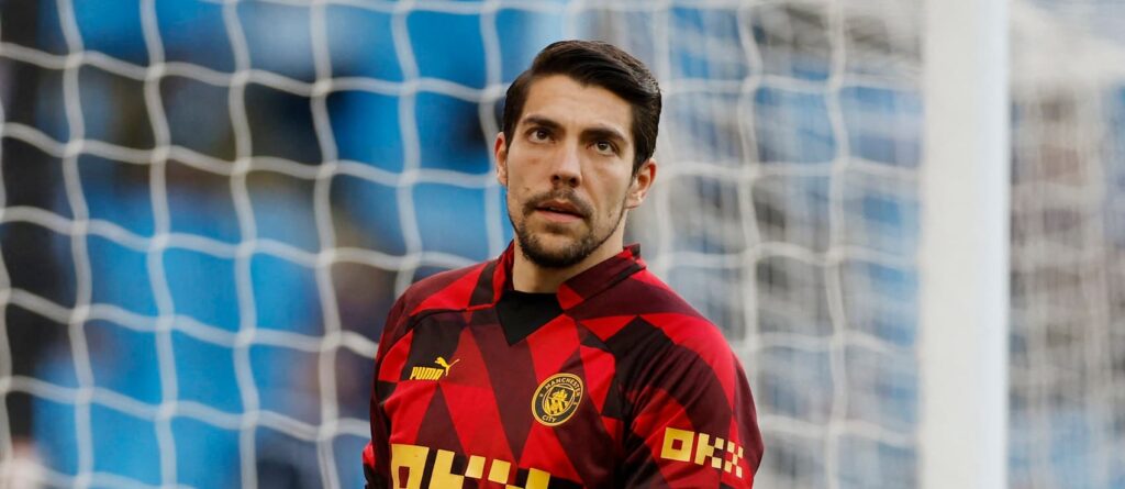 Weds team news: Ederson, Jota + Robertson subs, no De Bruyne