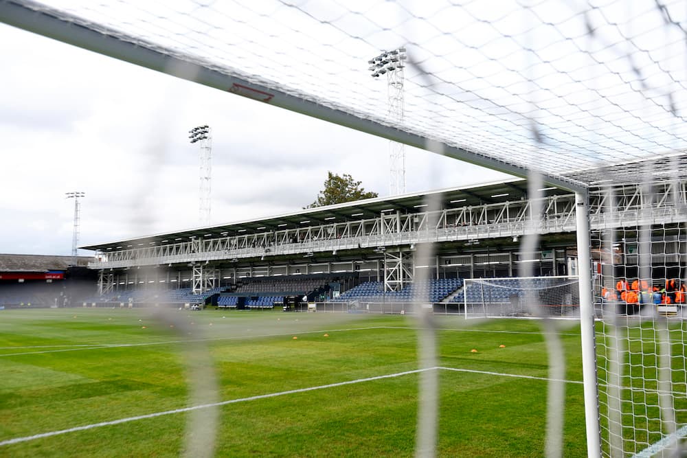Luton v West Ham team news: Kabore benched