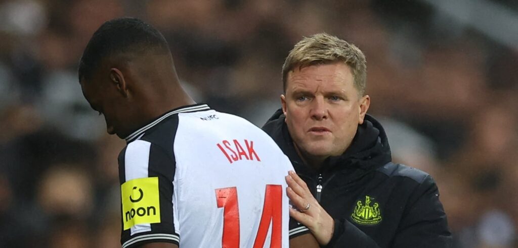 FPL pre-season: Howe downplays Isak injury + Robinson shines