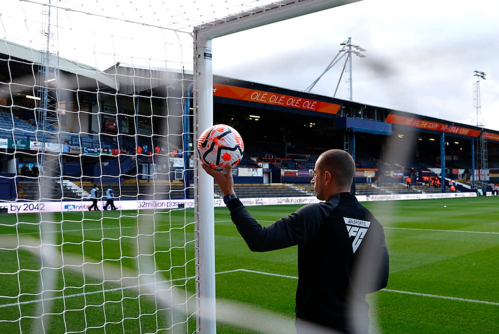 Luton v Burnley team news: Foster returns from suspension