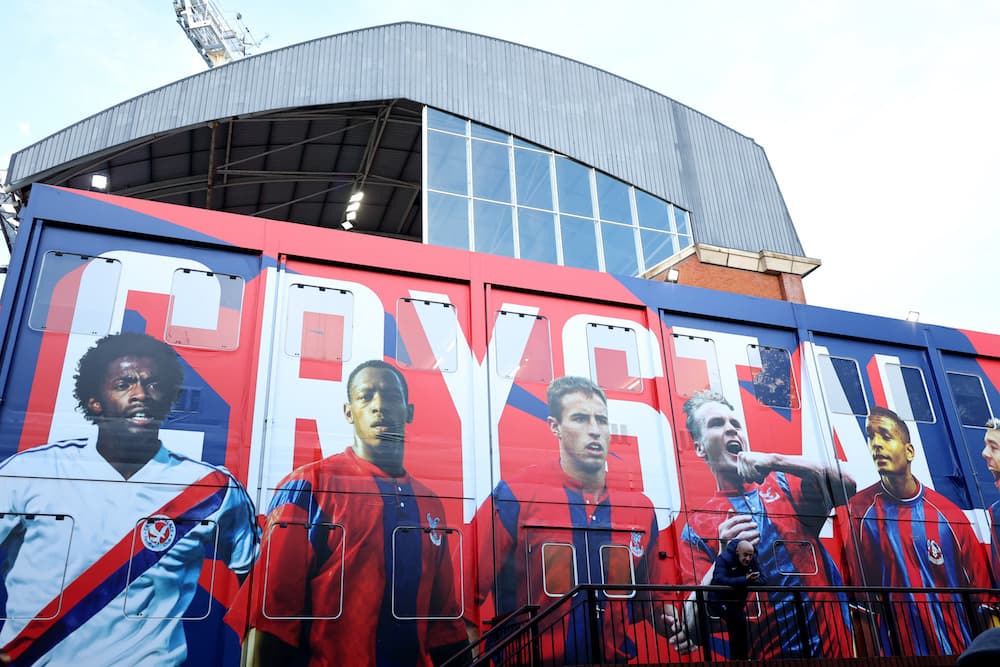 Palace v Spurs team news: Udogie misses out