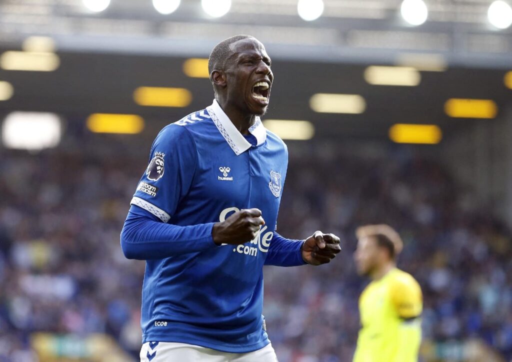 Everton v Crystal Palace team news: Doucoure starts, Johnstone in goal