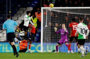 FPL Gameweek 11: Sunday's goals, assists, bonus points + stats