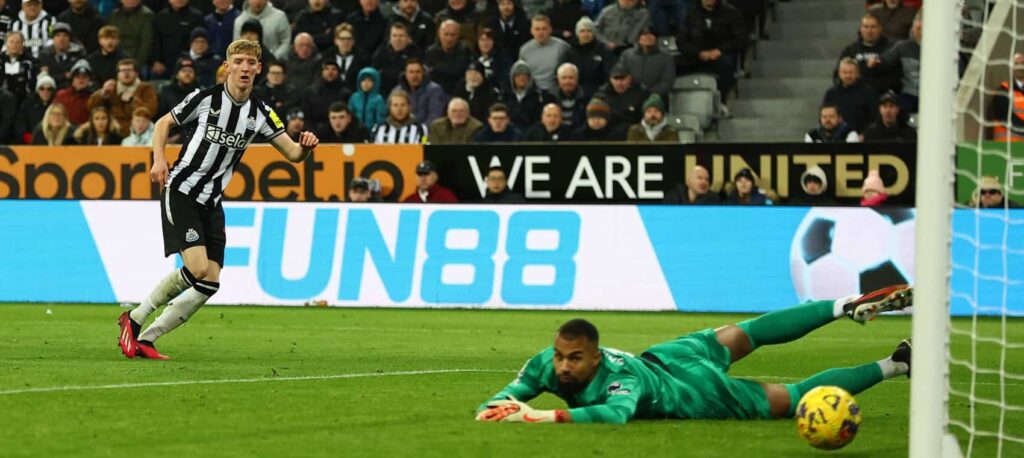 FPL notes: Gordon’s home form + Brighton injury latest