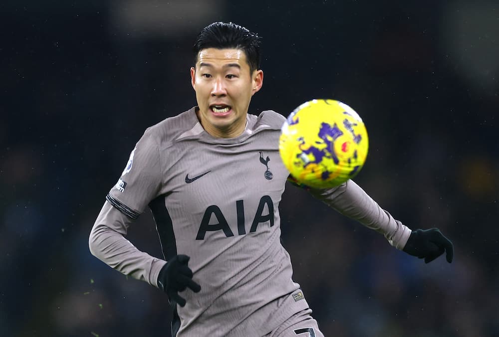 Forest v Spurs team news: Both sides unchanged