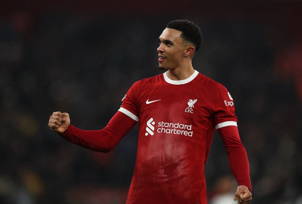 FPL notes: Alexander-Arnold, Eze injury update + why Palmer was benched