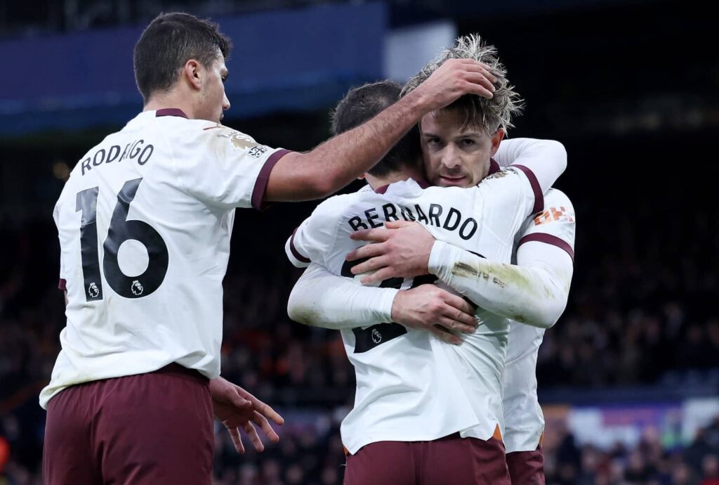 FPL notes: Haaland, Sanchez, James injured + Chelsea rotation