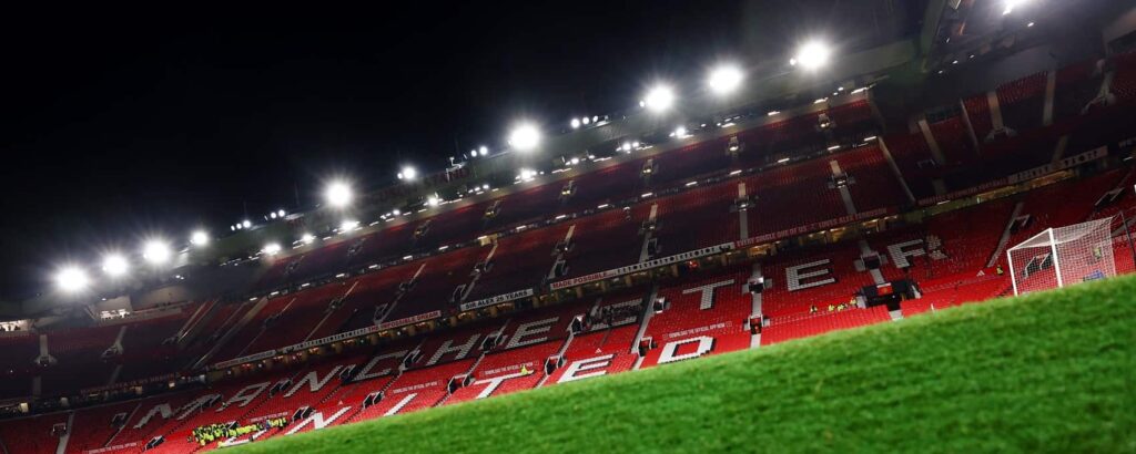 Man Utd v Aston Villa team news: Pau a sub, Shaw out