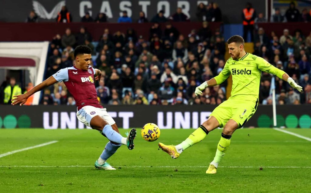 Should FPL managers avoid playing attackers against defenders?