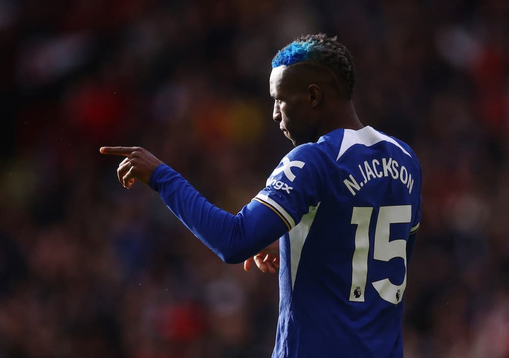 Who is the best third forward for FPL Gameweek 37?