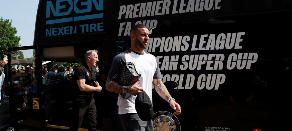 Fulham v Man City team news: Why Walker is benched