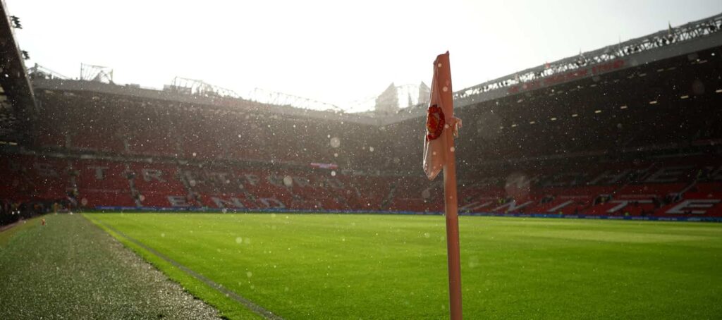 Wednesday team news: Fernandes, Gusto + Isak start