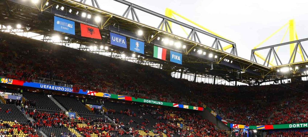 Italy v Albania team news: Barella + Frattesi fit to start