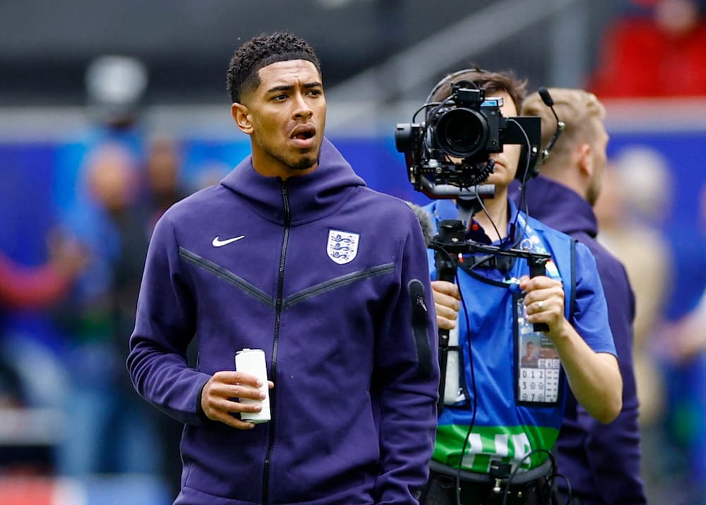 England v Switzerland team news: Konsa in for Guehi