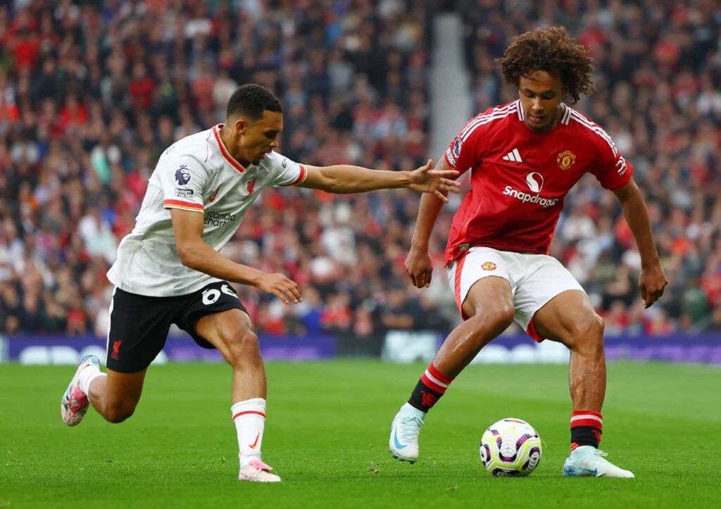 FPL new signings: How has Zirkzee looked so far?