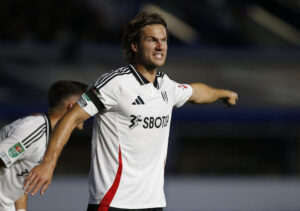 Best defender replacements for injured Konsa in FPL 7