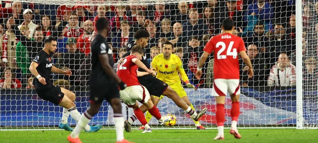 FPL notes: £4.0m Fabianski starts again + Forest’s defence excels