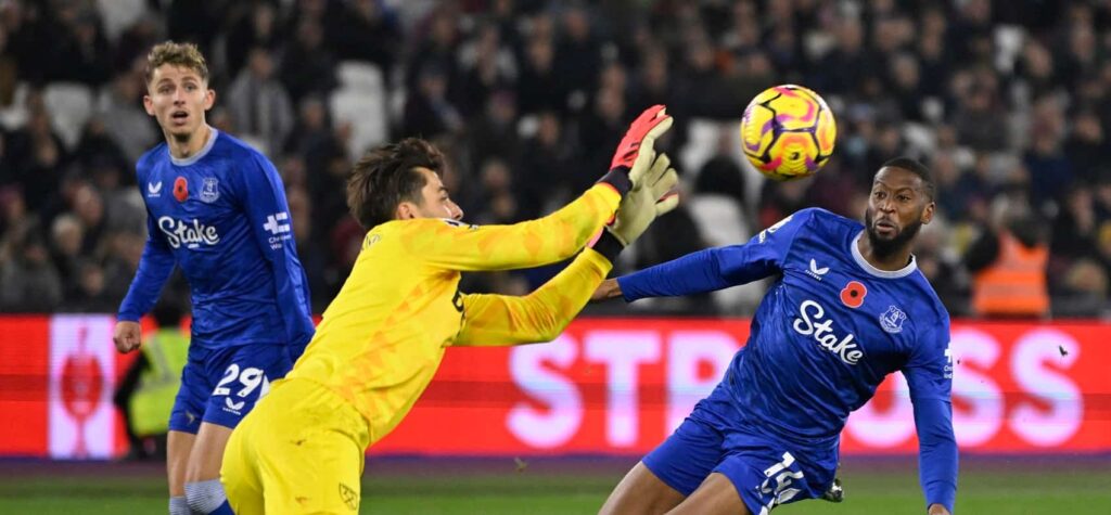 FPL notes: Keane benched, £4.0m Fabianski delivers + Ait-Nouri ‘OOP’