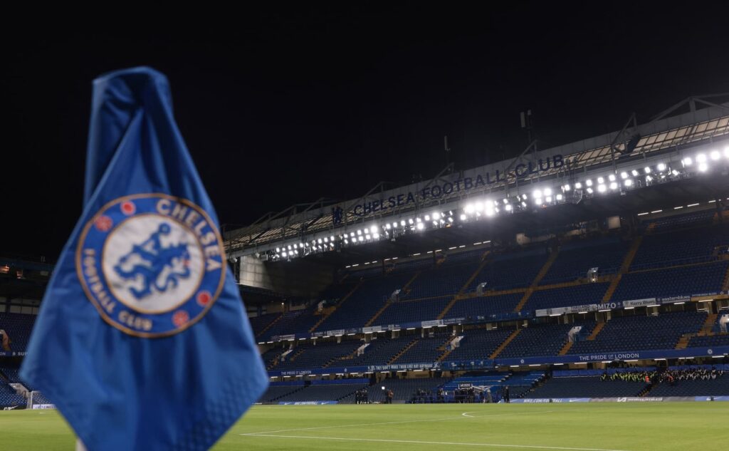 Chelsea v Wolves team news: Palmer starts, Enzo out