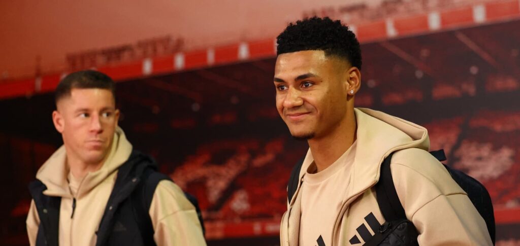 Forest v Villa team news: Duran starts, Watkins a sub