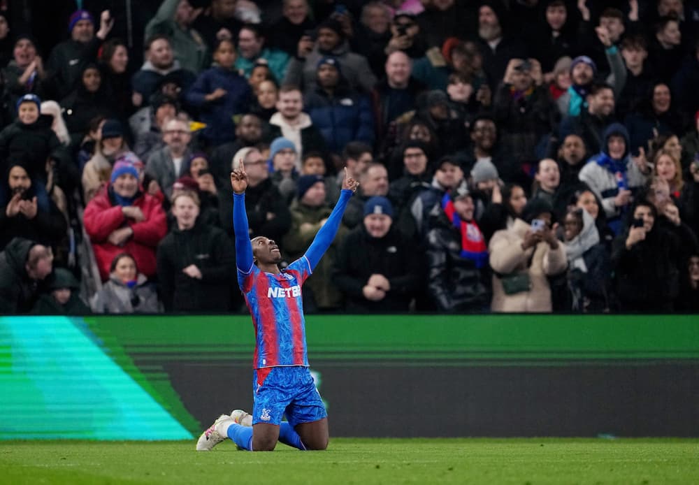 FPL notes: Eze backed to kick on + another Robinson assist